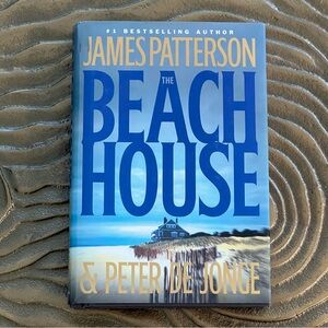 The Beach House by James Patterson Hardcover